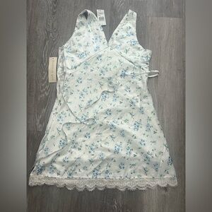 🌸 NWT Madden Girl Wrap Dress - Floral & Feminine 🌸